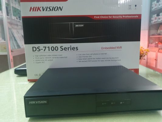 Đầu ghi 8 kênh IP HIKVISION DS-7108NI